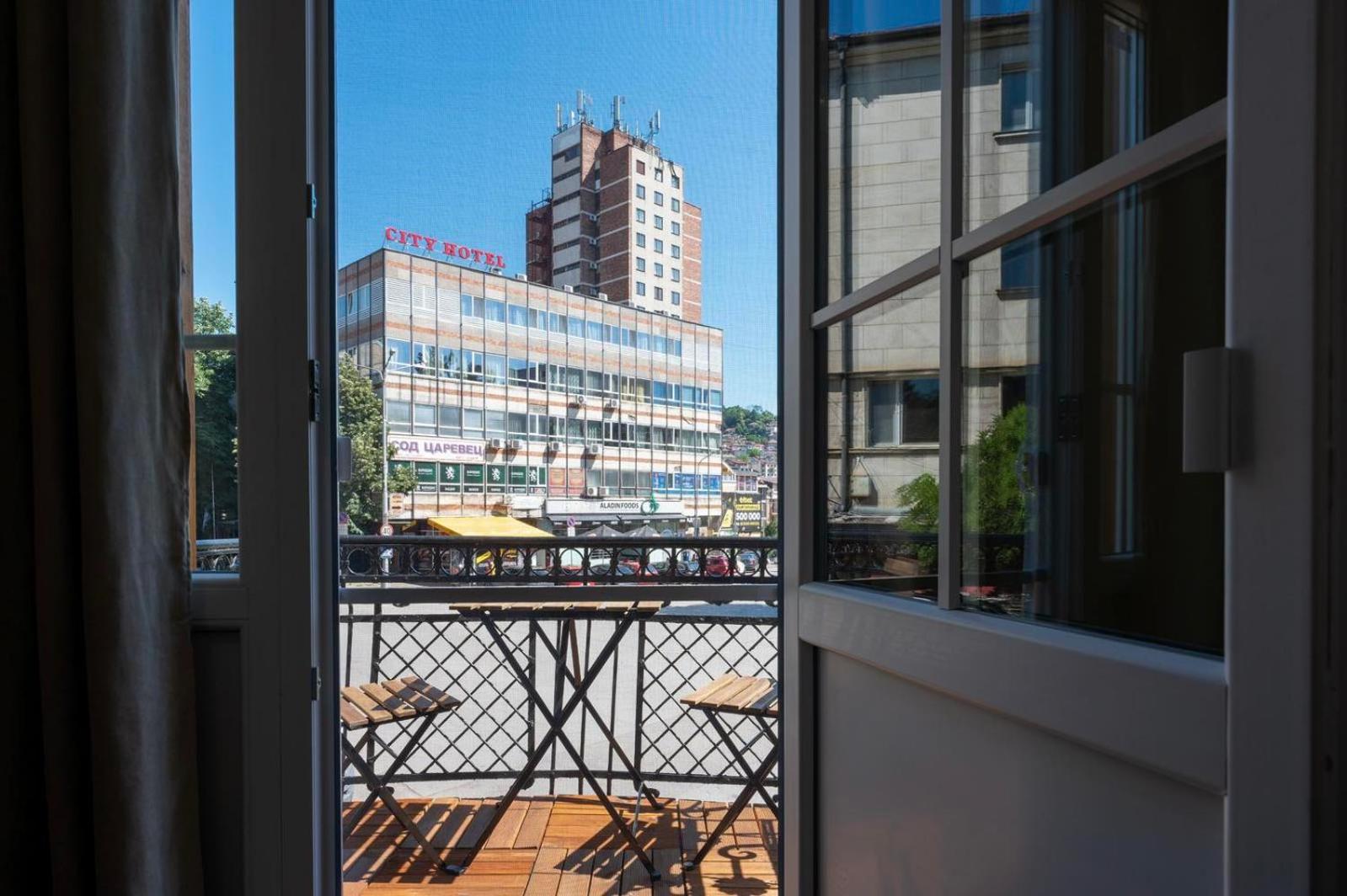 Apartpro Apartments, Велико-Тырново Экстерьер фото